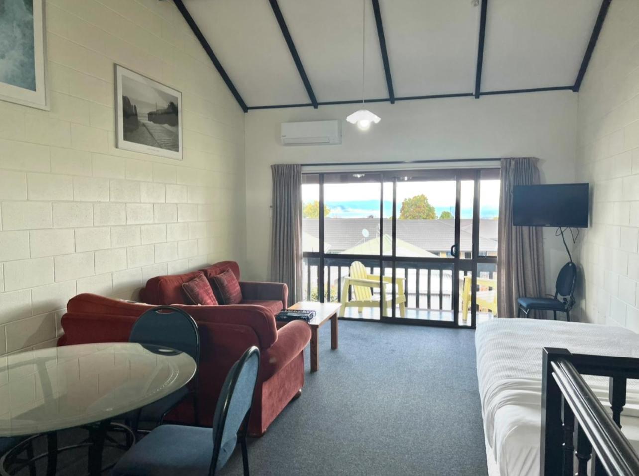 Mountain View Motel Таупо Экстерьер фото