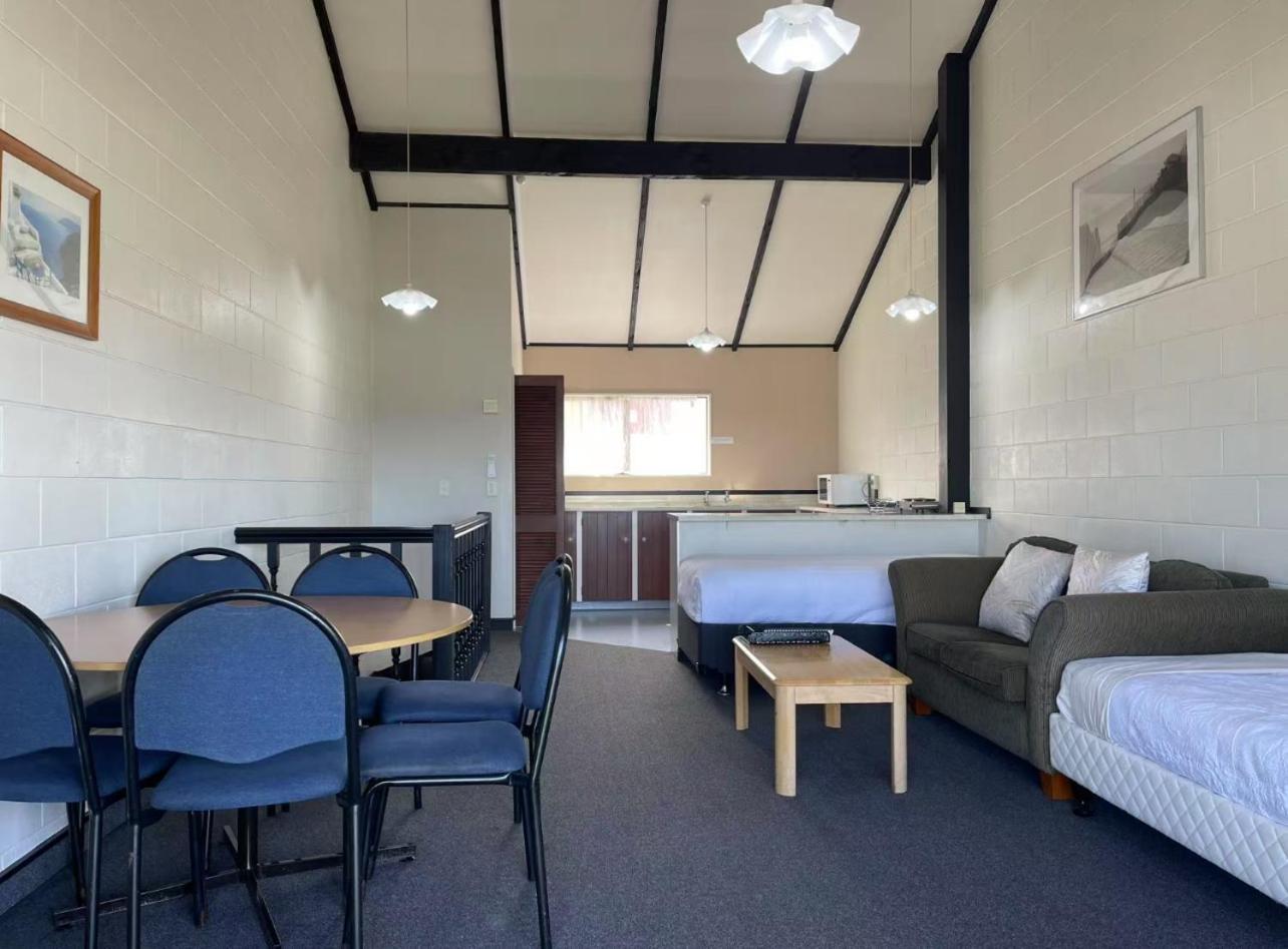 Mountain View Motel Таупо Экстерьер фото