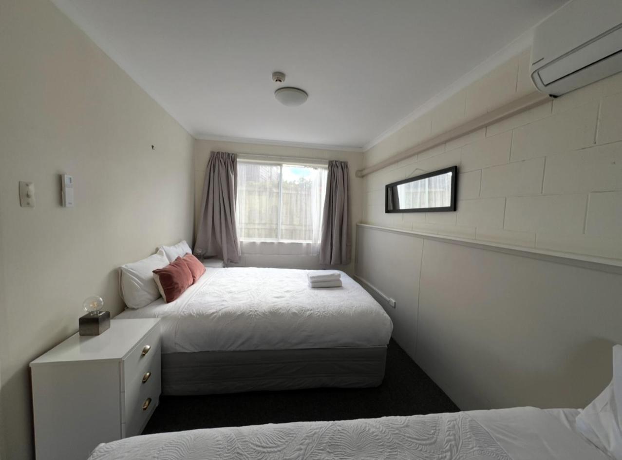 Mountain View Motel Таупо Экстерьер фото