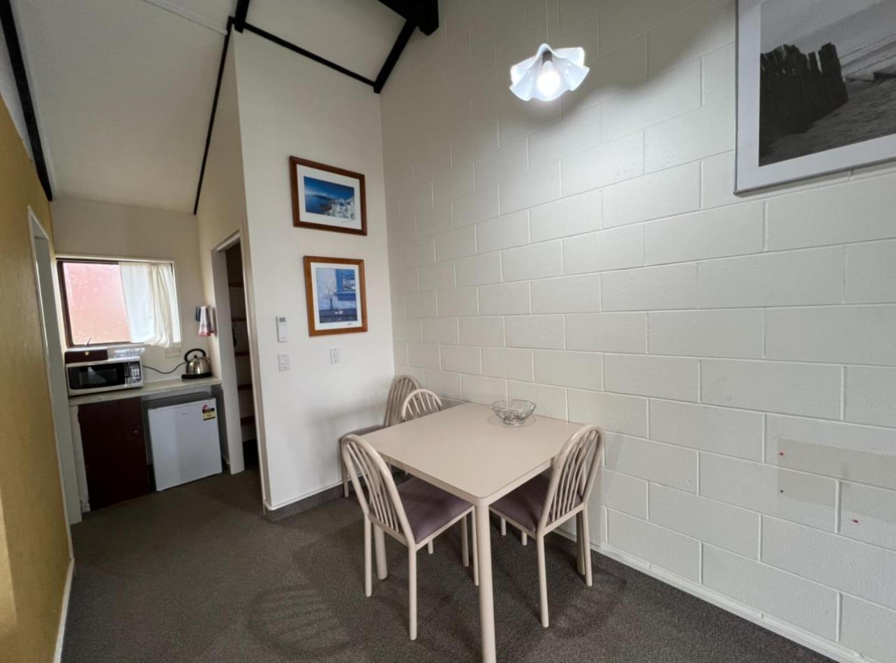 Mountain View Motel Таупо Экстерьер фото