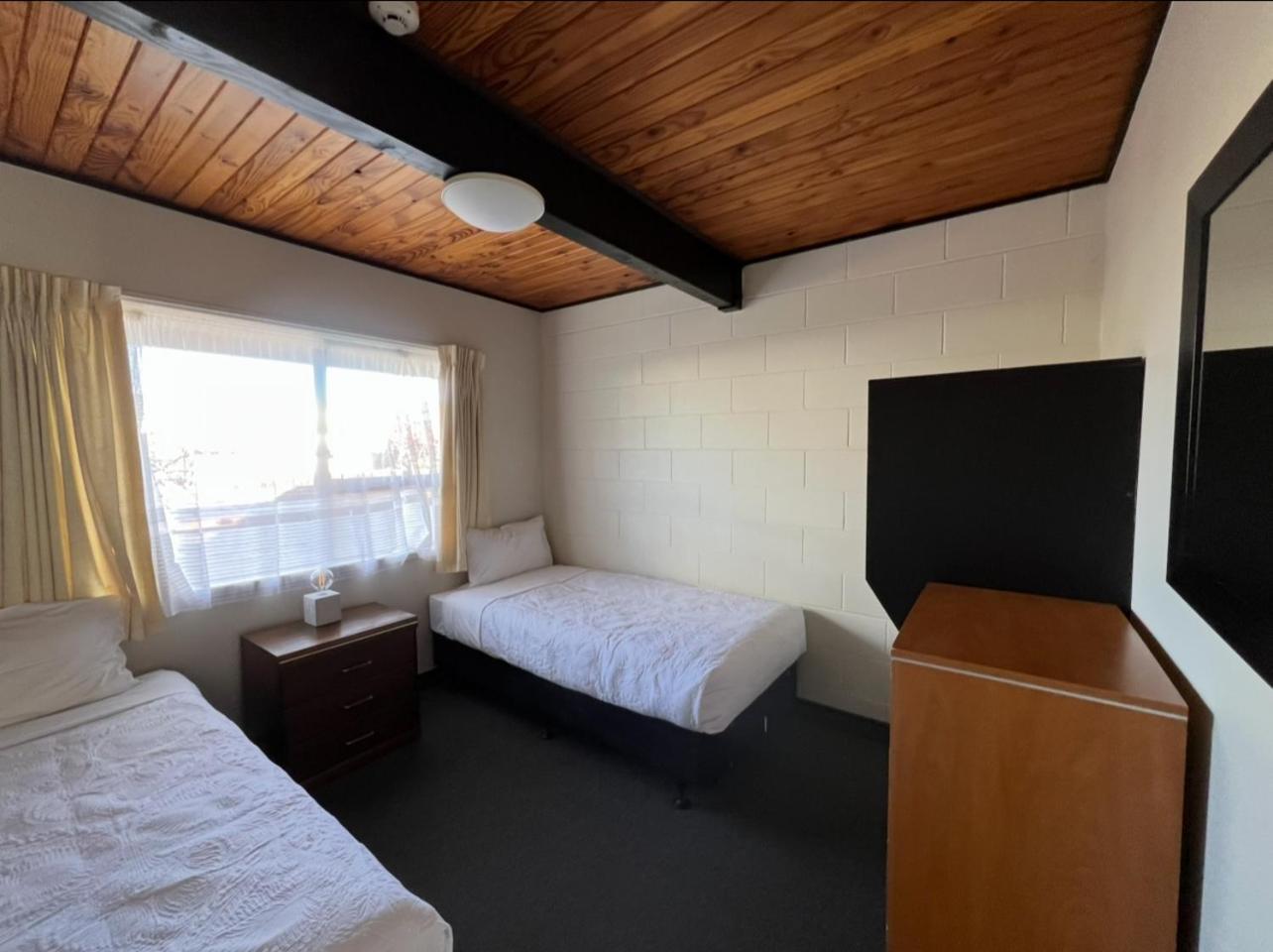 Mountain View Motel Таупо Экстерьер фото