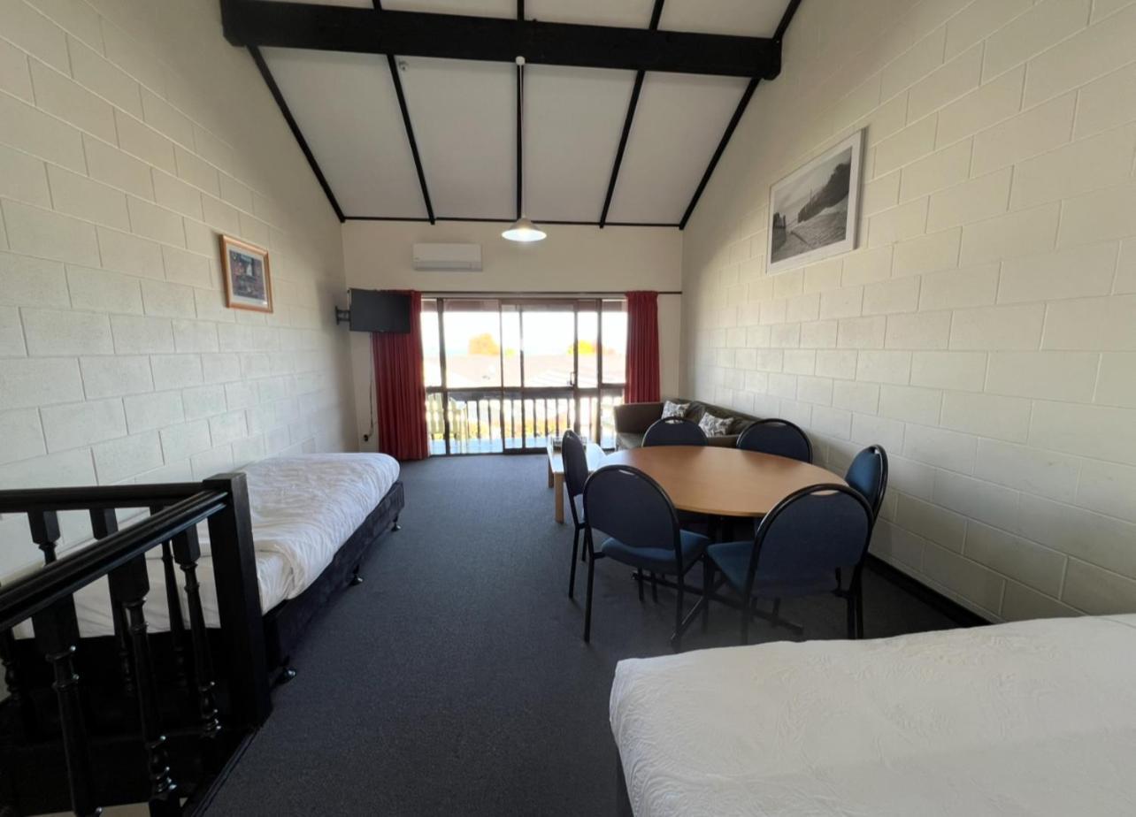 Mountain View Motel Таупо Экстерьер фото
