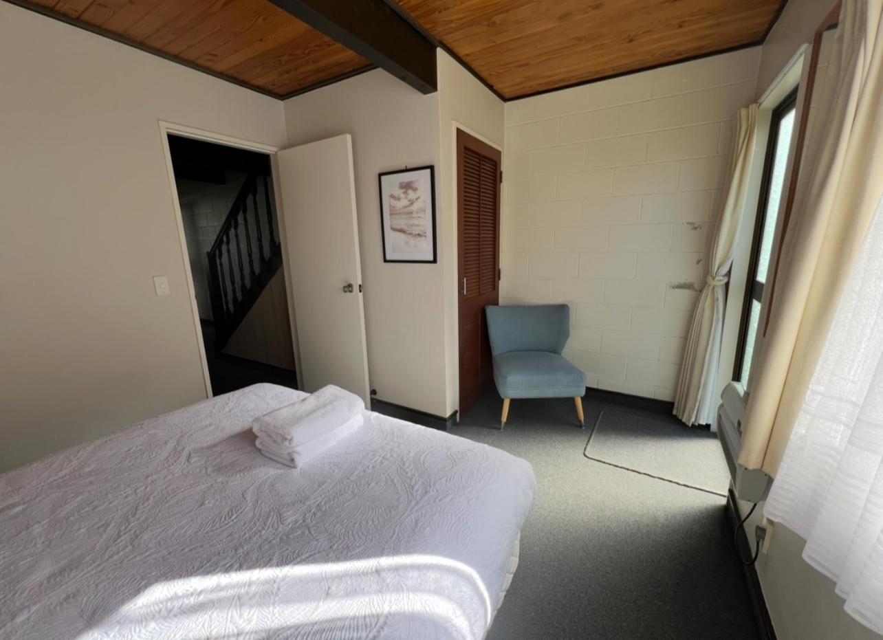 Mountain View Motel Таупо Экстерьер фото