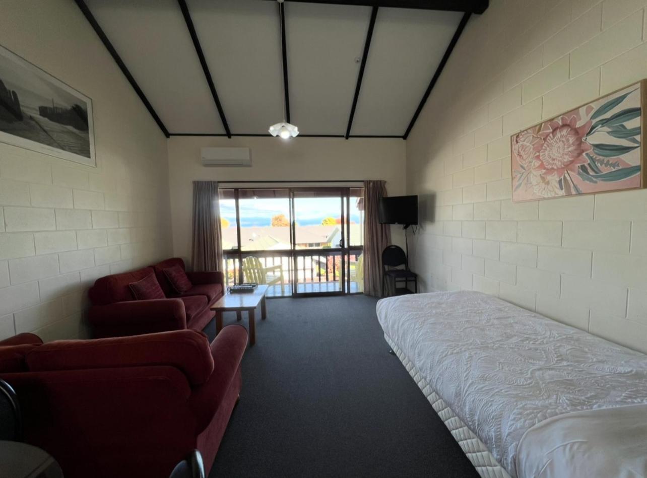 Mountain View Motel Таупо Экстерьер фото