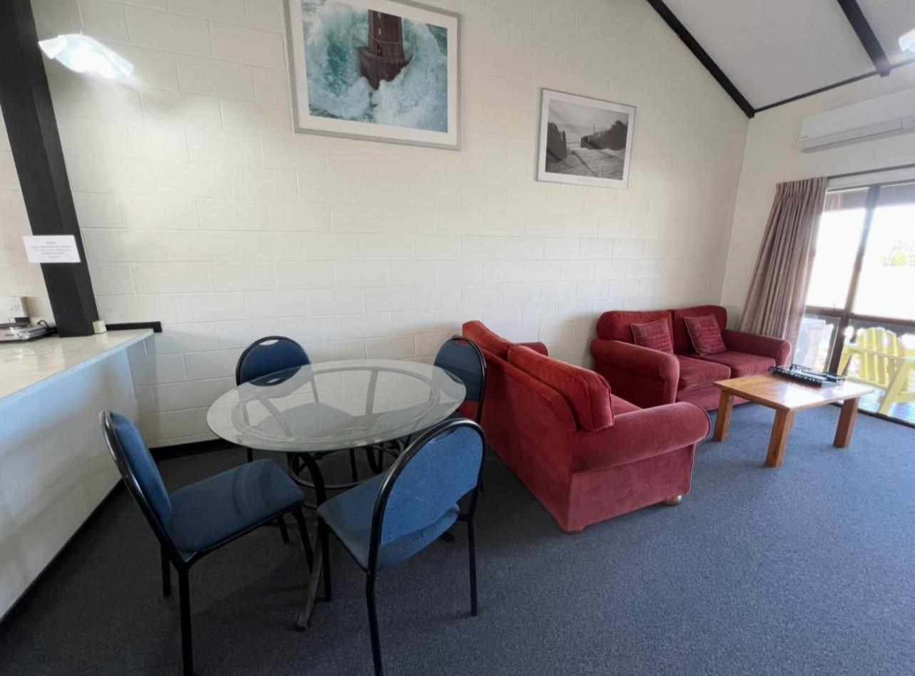 Mountain View Motel Таупо Экстерьер фото