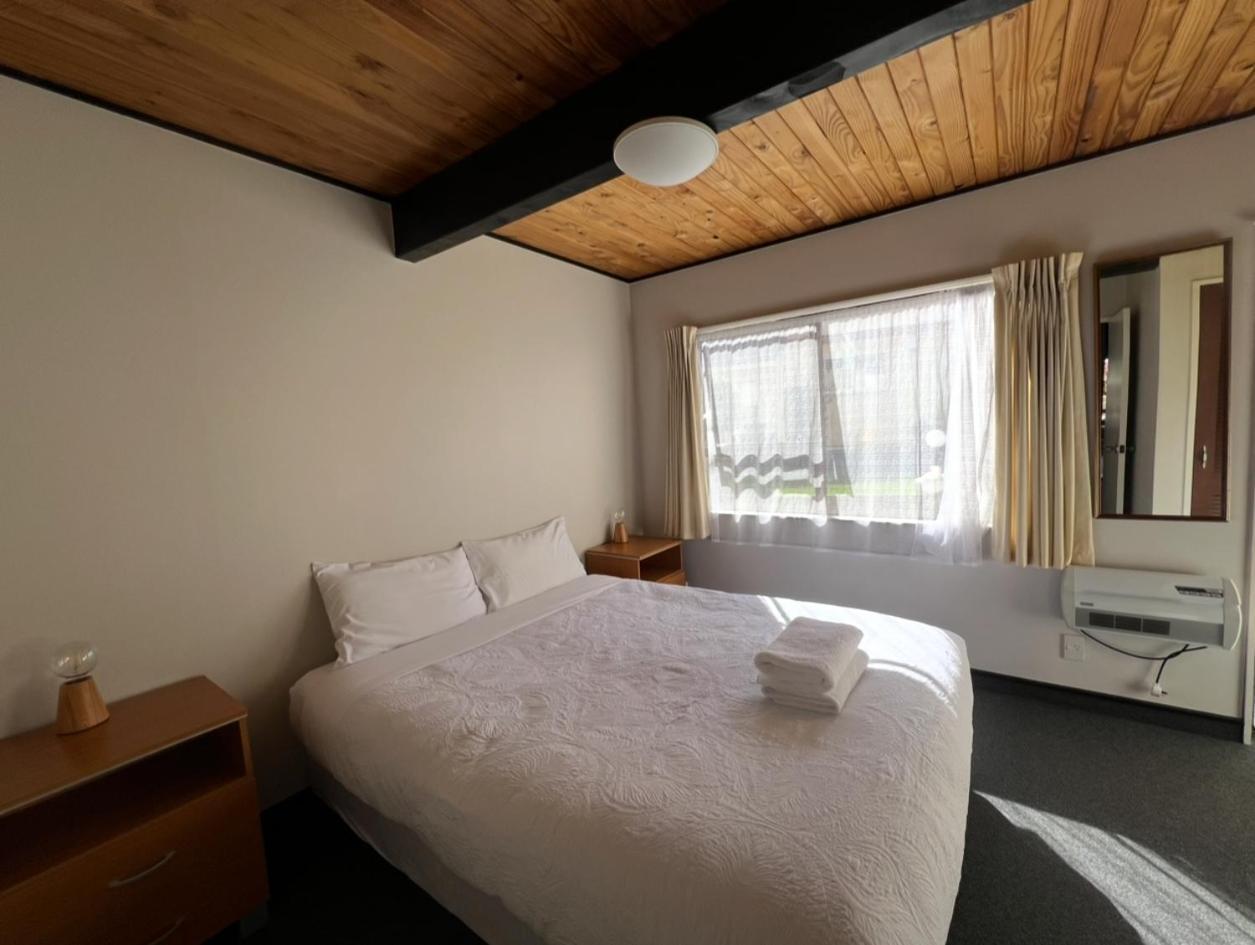 Mountain View Motel Таупо Экстерьер фото