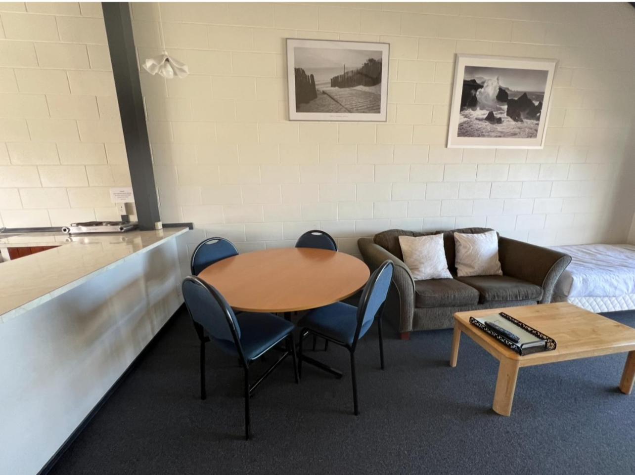 Mountain View Motel Таупо Экстерьер фото