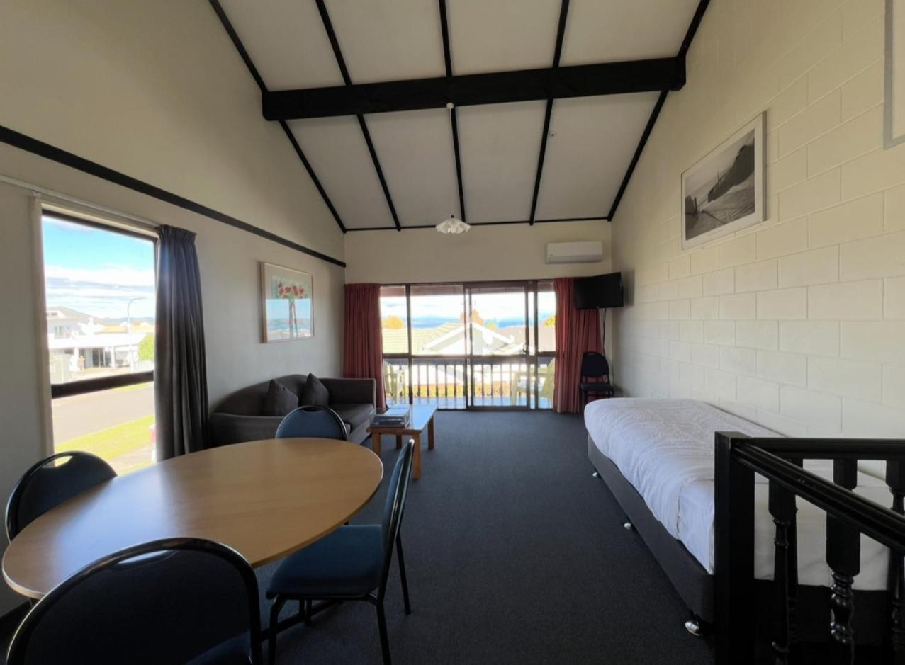 Mountain View Motel Таупо Экстерьер фото