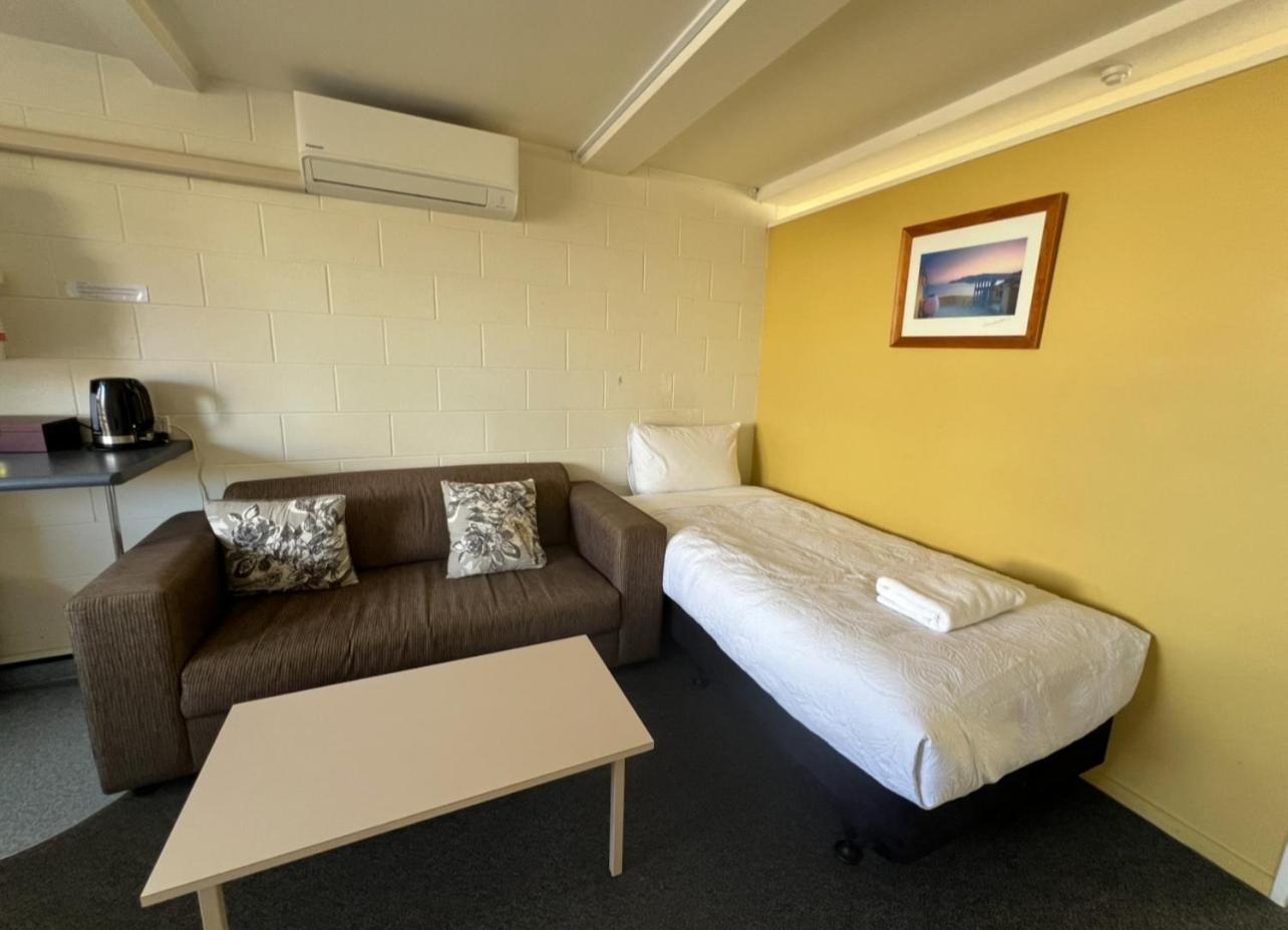 Mountain View Motel Таупо Экстерьер фото